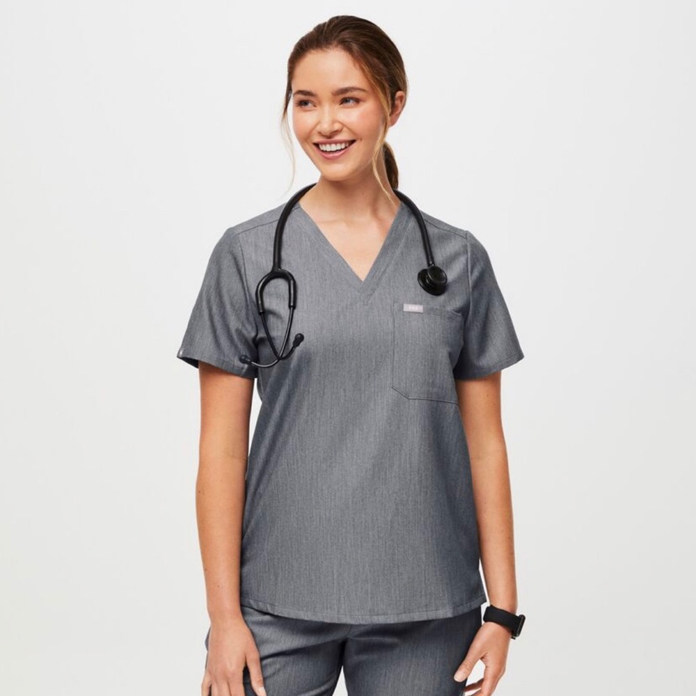 Catarina One-Pocket Scrub Top - Graphite (M)